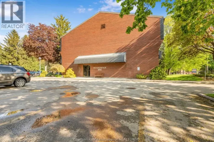 202 CAMPUS PARKWAY Unit# 207, Chatham