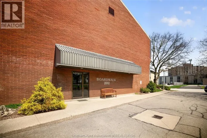 202 CAMPUS PARKWAY Unit# 306, Chatham
