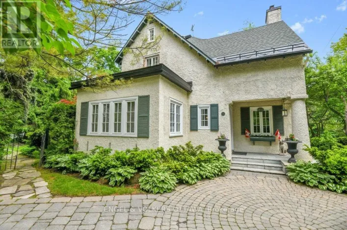 202 CLOVERDALE ROAD, Ottawa