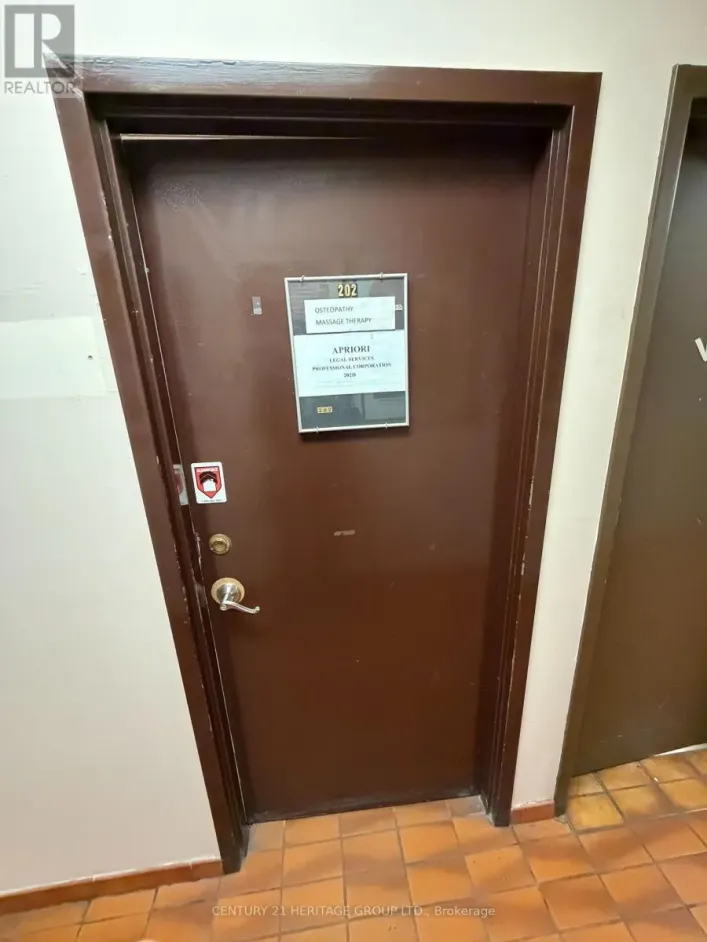 202 D - 4544 DUFFERIN STREET W, Toronto