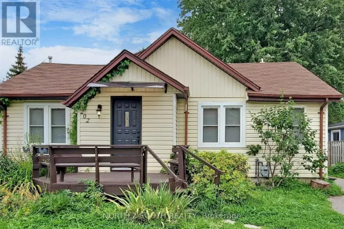 202 GARDEN AVENUE, Georgina