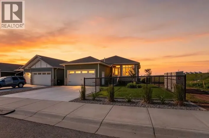 202 Lake Drive, Coalhurst