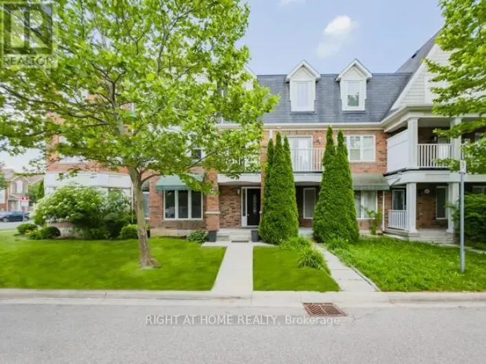 202 MAGURN GATE, Milton