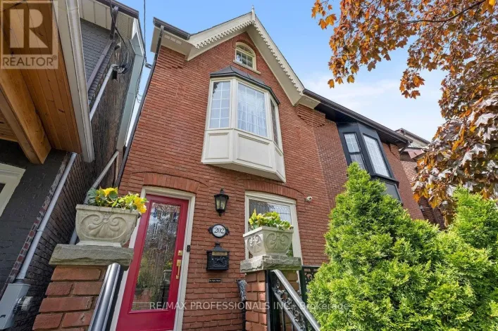 202 ST HELEN'S AVENUE, Toronto