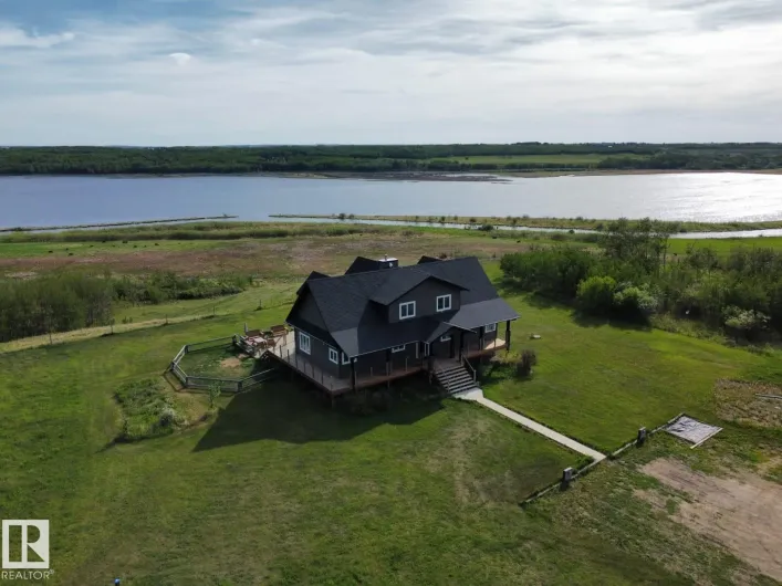 House for sale: 20213 Township Road 460, Rural Camrose County