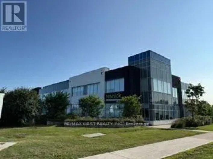 202-204 - 10 GREAT GULF DRIVE, Vaughan