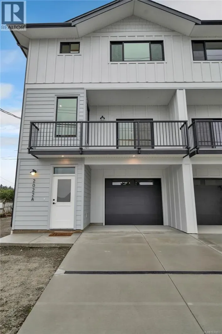 2022A Galerno Rd, Campbell River