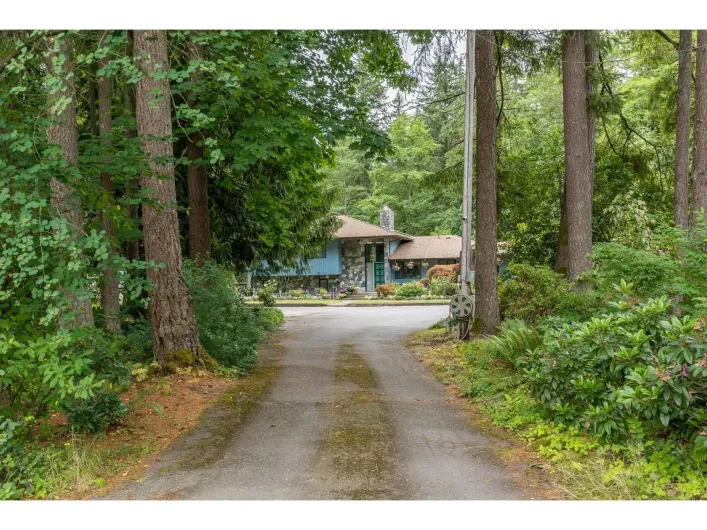 20244 27 AVENUE, Langley