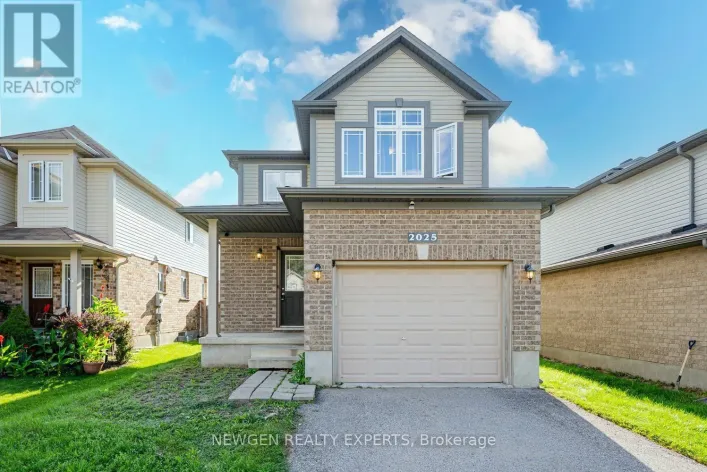 2025 DENVIEW AVENUE, London North