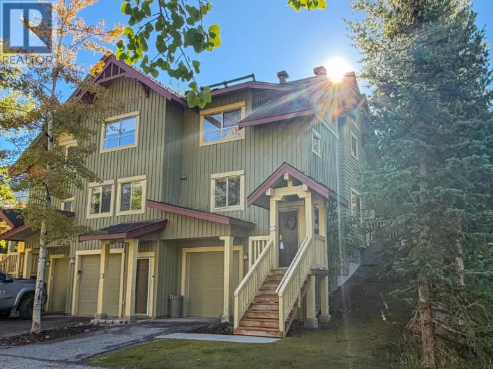 2025 Greywolf Drive Unit# 1, Panorama