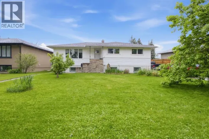 2026 27 Street SE, Calgary