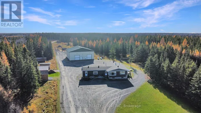 2027 HIGHWAY 11 W, Hearst