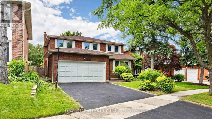 House for sale: 2027 ROY IVOR CRESCENT, Mississauga
