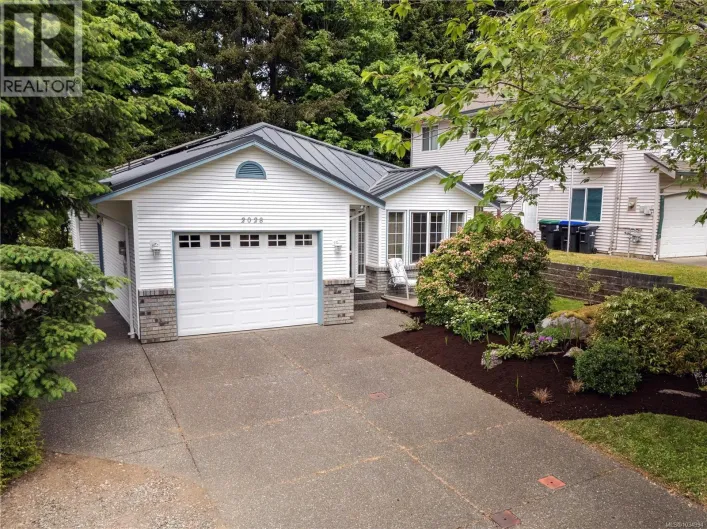 2028 Anna Pl, Courtenay