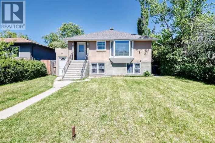 2028 Westmount Road NW, Calgary