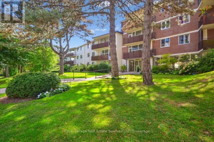 203 - 100 COE HILL DRIVE, Toronto