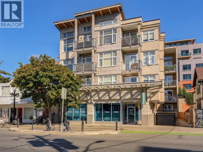 203 1022 Fort St, Victoria