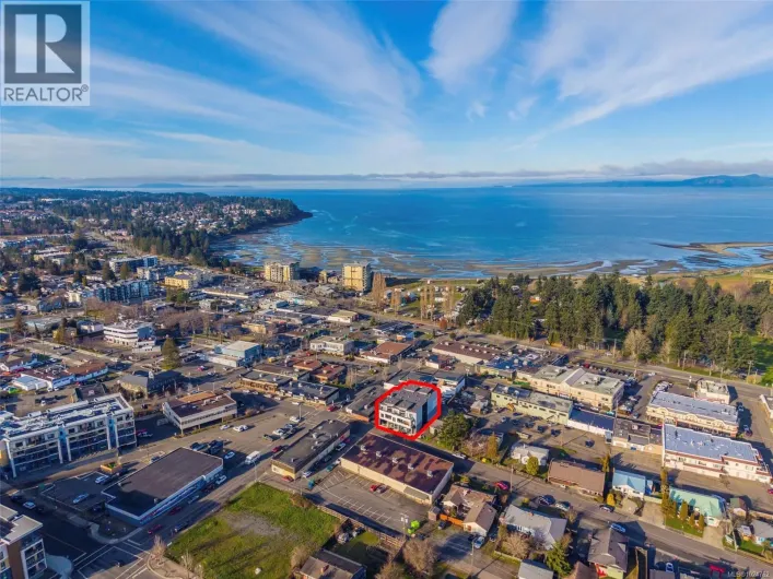 203 113 Hirst Ave E, Parksville