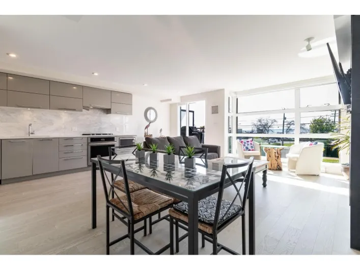 203 1160 OXFORD STREET, White Rock