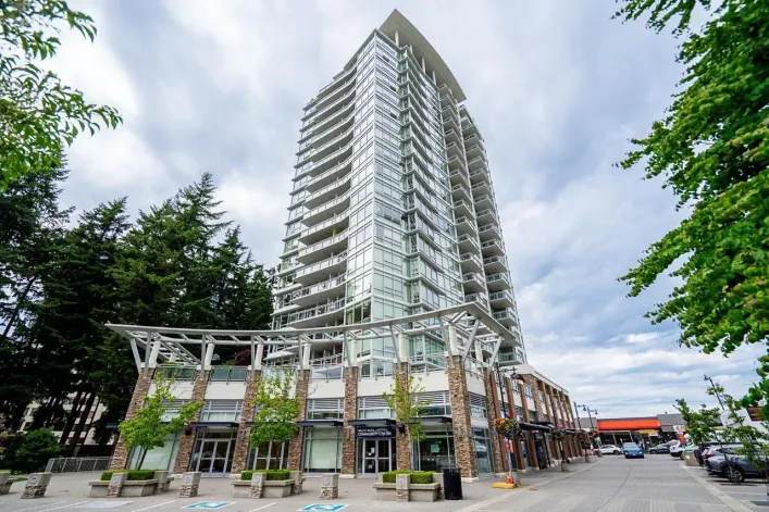 203 15152 RUSSELL AVENUE, White Rock