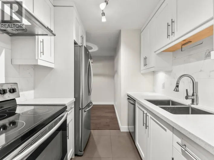 203 1611 E 3RD AVENUE, Vancouver