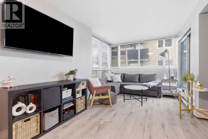 203, 188 15 Avenue SW, Calgary