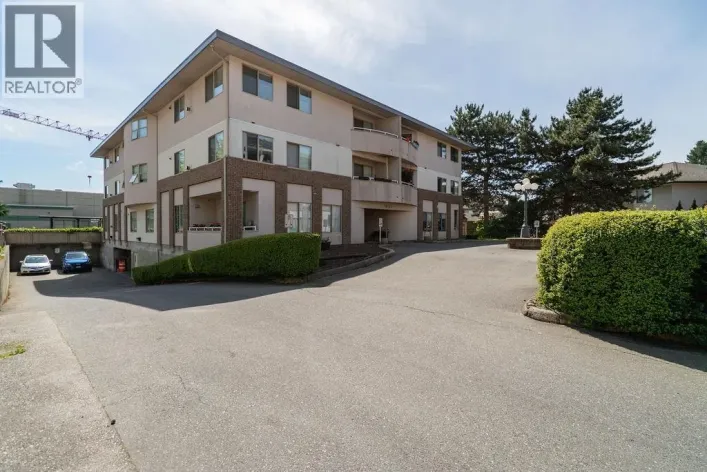203 19130 FORD ROAD, Pitt Meadows