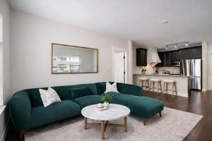 203 19530 65 AVENUE, Surrey