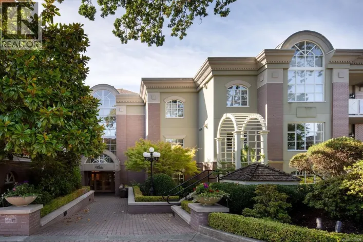 203 2277 Oak Bay Ave, Oak Bay