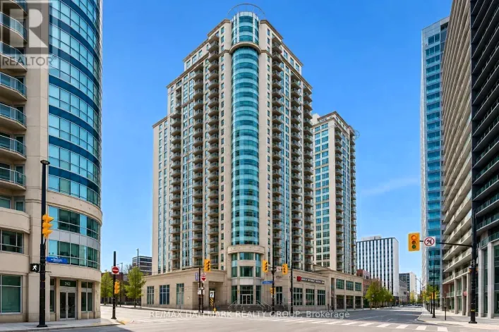 Apartment for sale: 203 - 234 RIDEAU STREET, Ottawa