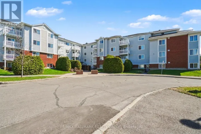 203 - 266 LORRY GREENBERG DRIVE, Ottawa