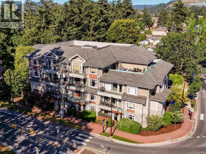 203 2706 Peatt Rd, Langford