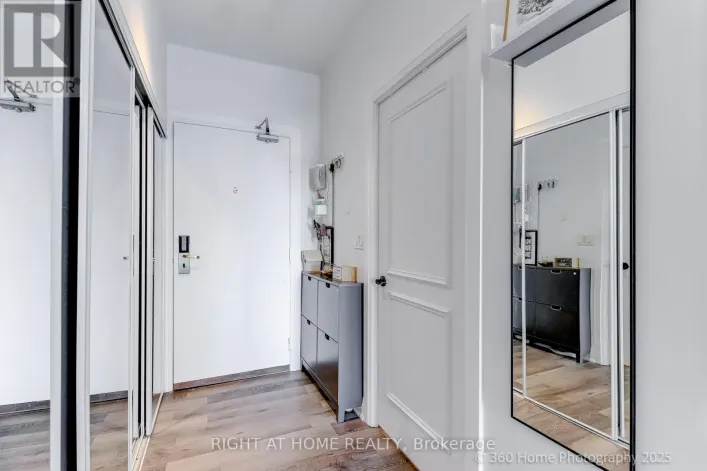 203 - 2737 KEELE STREET, Toronto