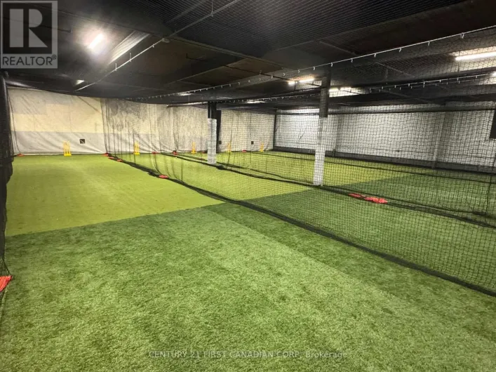 203 - 30 ADELAIDE STREET, London East