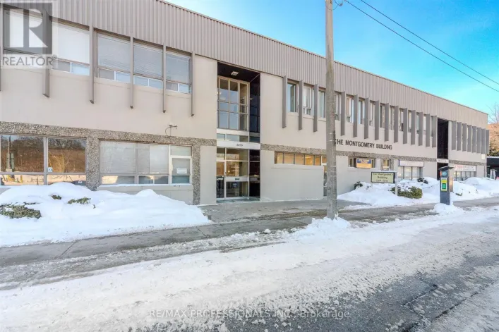 203 - 3269 BLOOR STREET W, Toronto