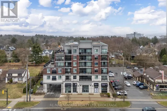 203 - 34 PLAINS ROAD E, Burlington