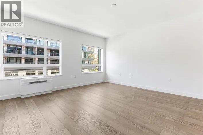 203 3590 W 39TH AVENUE, Vancouver