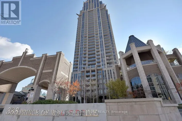 203 - 388 PRINCE OF WALES DRIVE, Mississauga