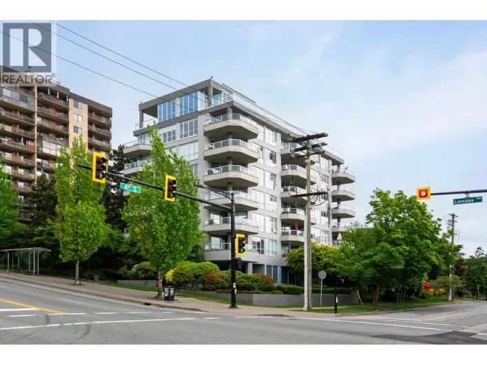 203 408 LONSDALE AVENUE, North Vancouver