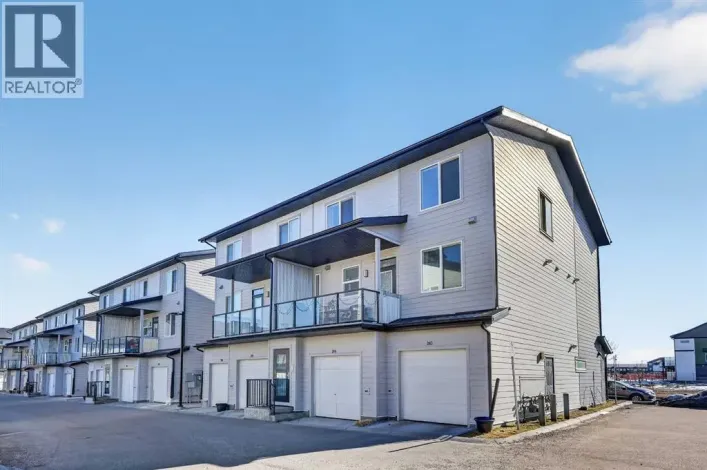 203, 445 Redstone Walk NE, Calgary