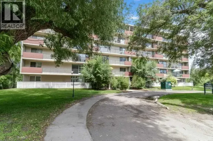 203, 4700 55 Street, Red Deer