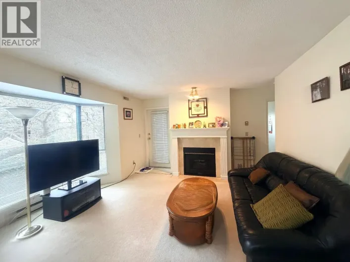 203 5250 VICTORY STREET, Burnaby