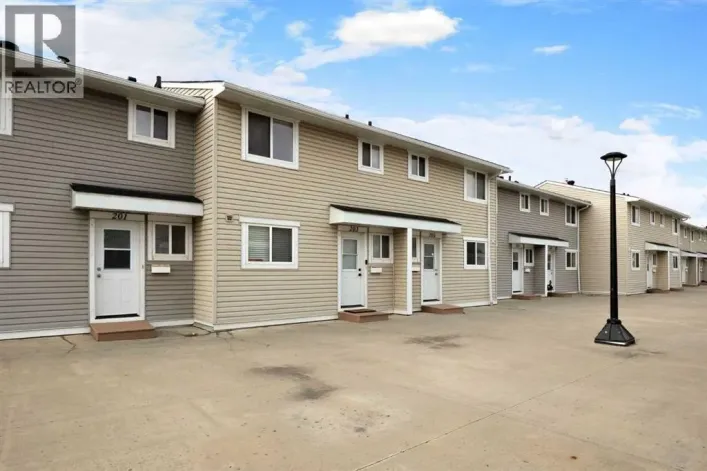 203, 600 Signal Road, Fort McMurray