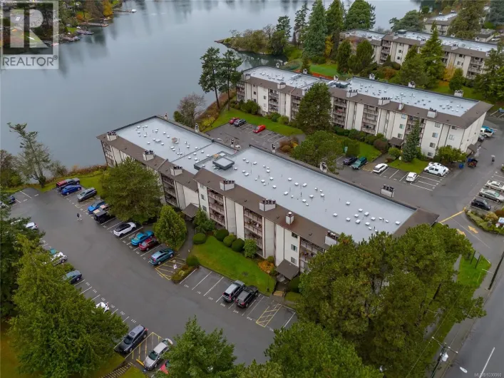 203 69 Gorge Rd W, Saanich