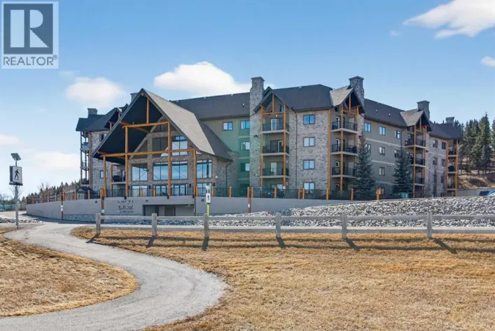 203, 77 George Fox Trail, Cochrane