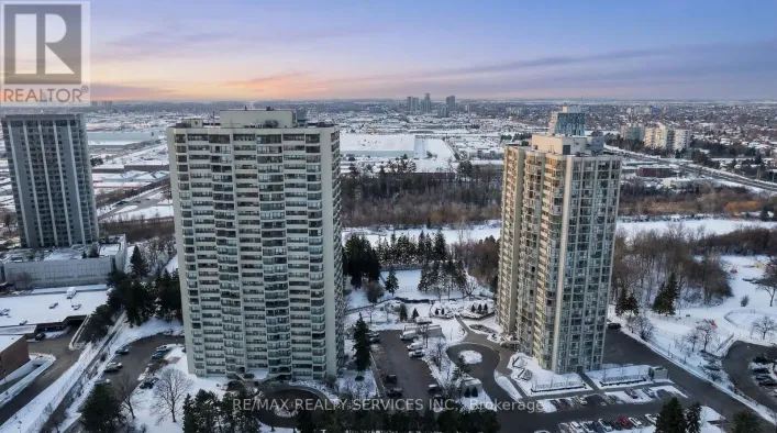 203 - 8 LISA STREET, Brampton