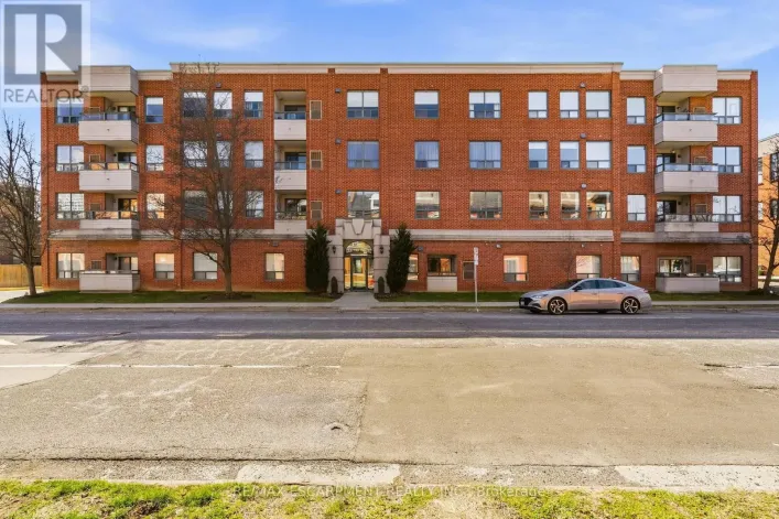 203 - 8 MAIN STREET, Hamilton