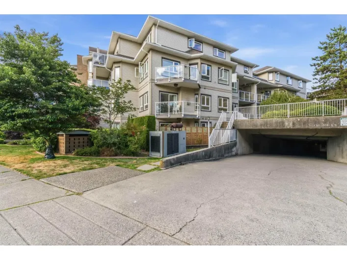 203 8142 120A STREET, Surrey