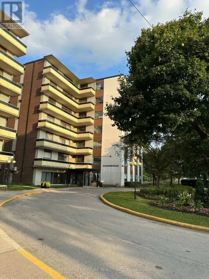 203 - 915 MIDLAND AVENUE, Toronto