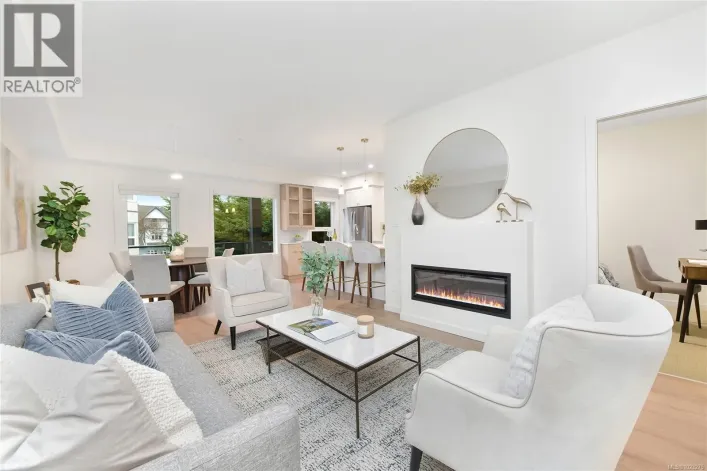 203 9716 Third St, Sidney